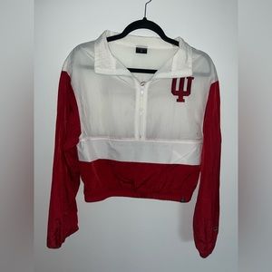 IU cropped windbreaker